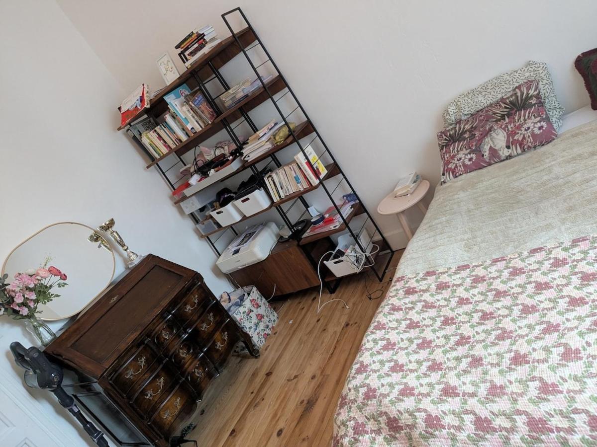 Grand F3 Ferrand Centre Et Garage Salins Appartement